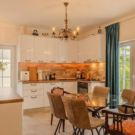 Family-friendly With Swimming Pool Arbanija, Ciovo - 11789 דירה