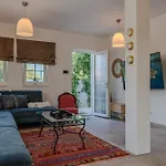 Apartment Family-Friendly Apartments With Swimming Pool Arbanija, Ciovo - 11789 *
